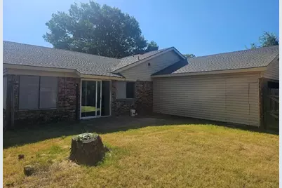 707 Southwood Circle, Duncanville, TX 75137 - Photo 8