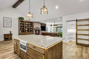 102 Shadywood Pl, Enchanted Oaks, TX 75156 - Photo 12