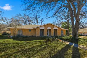 620 Cimarron Trail, Southlake, TX 76092 - Photo 2