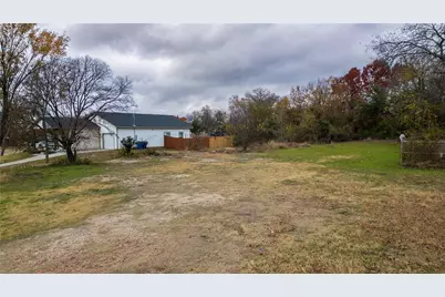 1959 E Ann Arbor Avenue, Dallas, TX 75216 - Photo 1