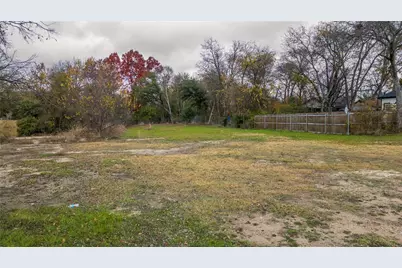 1959 E Ann Arbor Avenue, Dallas, TX 75216 - Photo 2