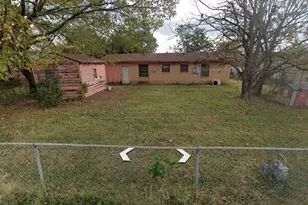 323 Satinwood Dr, Dallas, TX 75217 - Photo 18