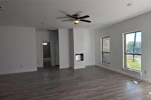 117 Brittons Ln, Runaway Bay, TX 76426 - Photo 6