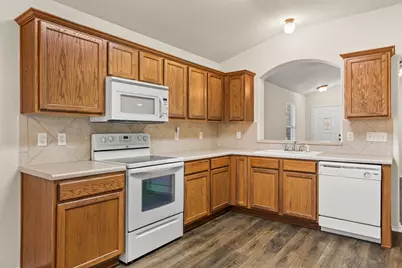 10148 Barton Creek Drive, Waco, TX 76708 - Photo 12