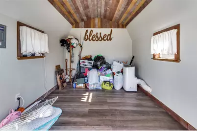 606 Tamara Lane, Grand Prairie, TX 75051 - Photo 2