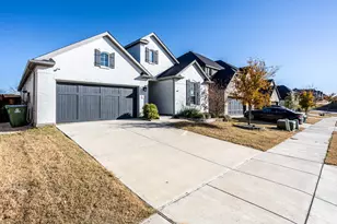 225 Glenwood Dr, Oak Point, TX 75068 - Photo 2