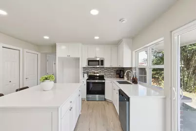 2902 Lancer Lane, Garland, TX 75044 - Photo 12