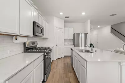 1733 Lake Grove Drive, Little Elm, TX 75068 - Photo 6