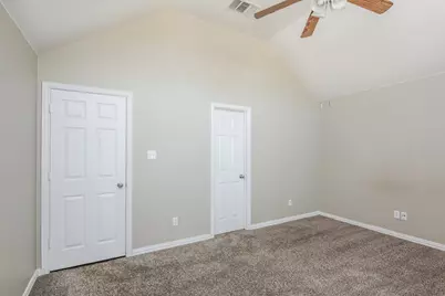 125 Currie Court, Crowley, TX 76036 - Photo 8