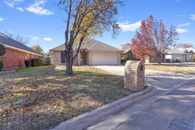 6713 Haltom Road, Fort Worth, TX 76137 - Photo 2
