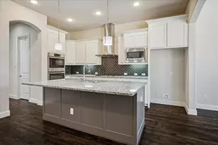 7305 Kinley Ct, North Richland Hills, TX 76182 - Photo 10