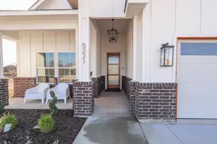 5221 Farnsworth Ave, Fort Worth, TX 76107 - Photo 2