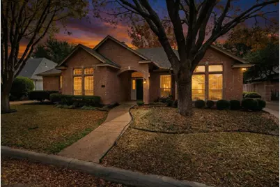 2833 Manorwood Trail, Fort Worth, TX 76109 - Photo 4