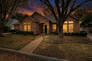 2833 Manorwood Trail, Fort Worth, TX 76109 - Photo 4