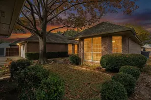 2833 Manorwood Trail, Fort Worth, TX 76109 - Photo 36
