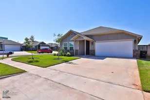 7818 Florence Dr, Abilene, TX 79606 - Photo 2