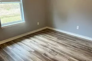 1130 E Ohio St, Van, TX 75790 - Photo 8