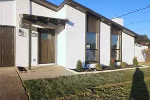 4429 Buckeye St, Fort Worth, TX 76137 - Photo 4