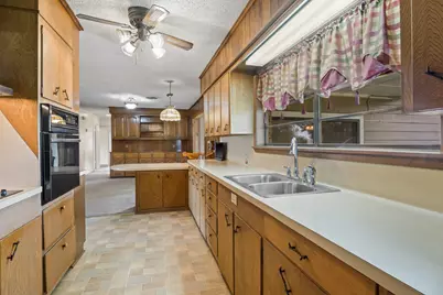 605 Campbell, Linden, TX 75563 - Photo 12