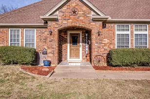 1030 N Meadow Ct, Lewisville, TX 75077 - Photo 22