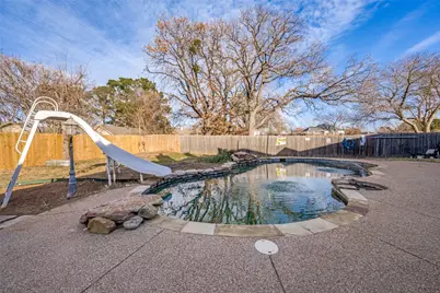 1030 N Meadow Court, Lewisville, TX 75077 - Photo 24