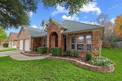 5867 Grayco Drive, Grand Prairie, TX 75052 - Photo 2