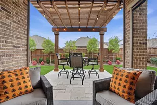 4109 Hawthorn Dr, Aubrey, TX 76227 - Photo 4