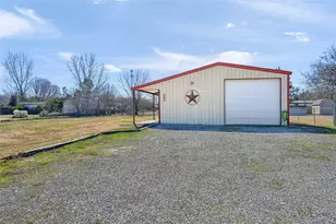 362 Fisherman Rd, Pottsboro, TX 75076 - Photo 2