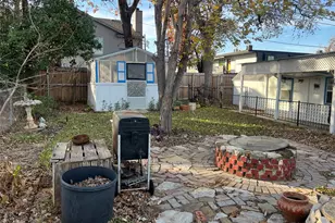 909 Rindie St, Irving, TX 75060 - Photo 14