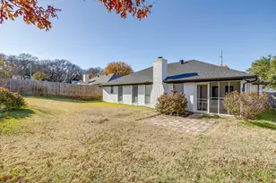 104 Sandlewood Ln, Burleson, TX 76028 - Photo 38