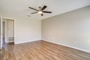 104 Sandlewood Ln, Burleson, TX 76028 - Photo 36