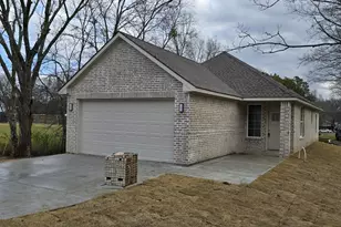 1227 Rosemary St, Greenville, TX 75401 - Photo 1