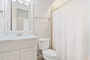 10708 Francis Dr, Waco, TX 76712 - Photo 32