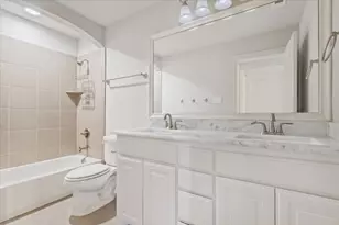 10708 Francis Dr, Waco, TX 76712 - Photo 30