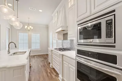 10708 Francis Drive, Waco, TX 76712 - Photo 18