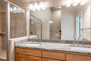 2718 Austin Dr, Granbury, TX 76048 - Photo 10