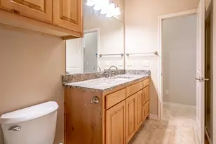 2718 Austin Dr, Granbury, TX 76048 - Photo 18