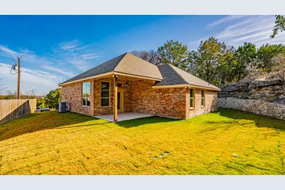 2718 Austin Drive, Granbury, TX 76048 - Photo 8