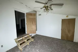 137 Cr 2362, Clarksville, TX 75412 - Photo 16