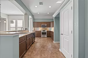 10445 Condor Loop, Waco, TX 76708 - Photo 8