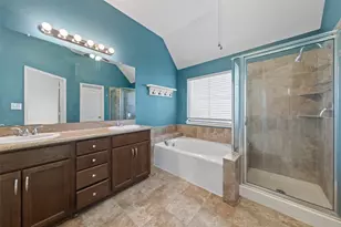 10445 Condor Loop, Waco, TX 76708 - Photo 14