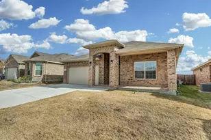 2349 Waggoner Rnch Dr, Weatherford, TX 76087 - Photo 2