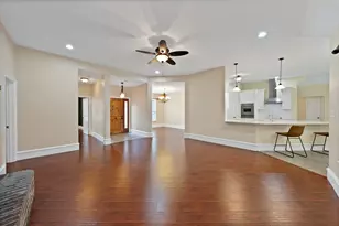 4009 Wheeler St, Fort Worth, TX 76111 - Photo 6