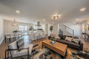 710 Meadow Lake Dr, Little Elm, TX 75068 - Photo 6