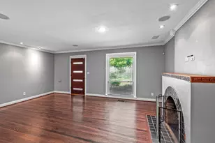 6802 Vivian Ave, Dallas, TX 75223 - Photo 6