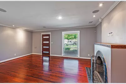 6802 Vivian Avenue, Dallas, TX 75223 - Photo 8