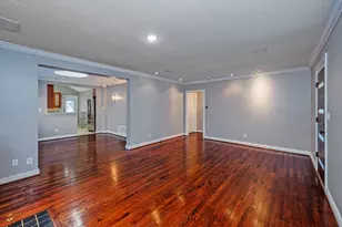 6802 Vivian Ave, Dallas, TX 75223 - Photo 10