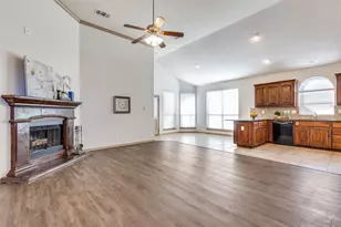 14308 Snaffle Bit Trail, Fort Worth, TX 76052 - Photo 4