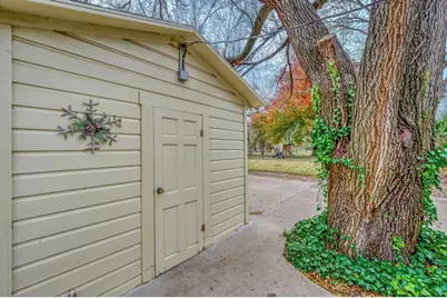 136 Bowie Street, McGregor, TX 76657 - Photo 28