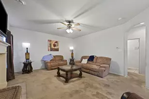 649 Nemitz St, Crowley, TX 76036 - Photo 10